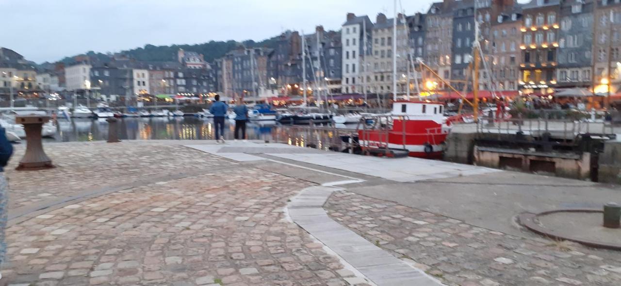 Apartamento Le Puits Honfleur Exterior foto